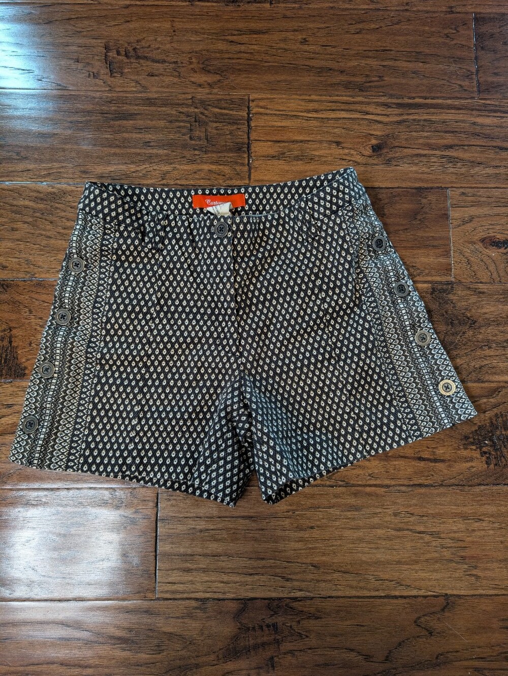 Anthropologie Cartonnier Geometric Side Buttons Shorts Size 6